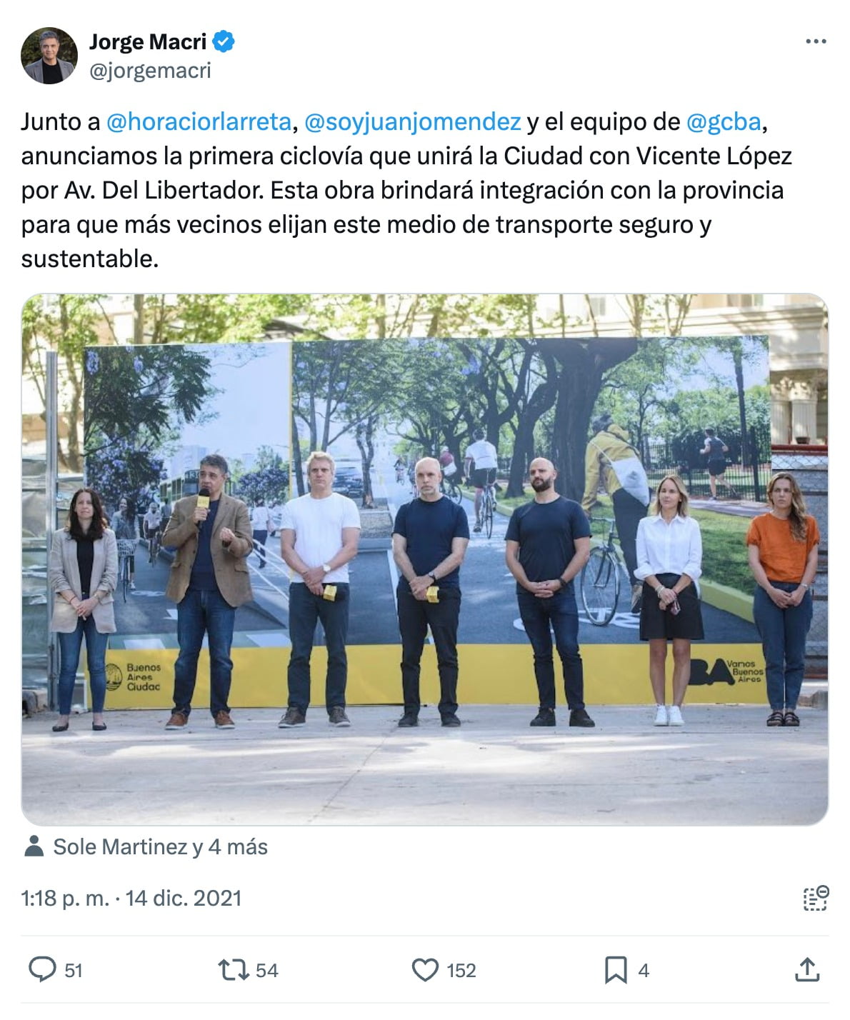 Jorge Macri festejando la ciclovía de libertador