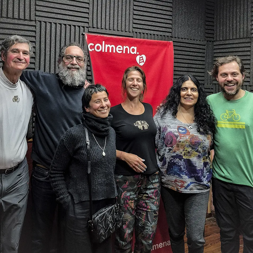 adri_juan_negra_deby_lauri_leo2 Adrián Sánchez, Juan, Negra, Debby, Lauri y Leo Spinetto